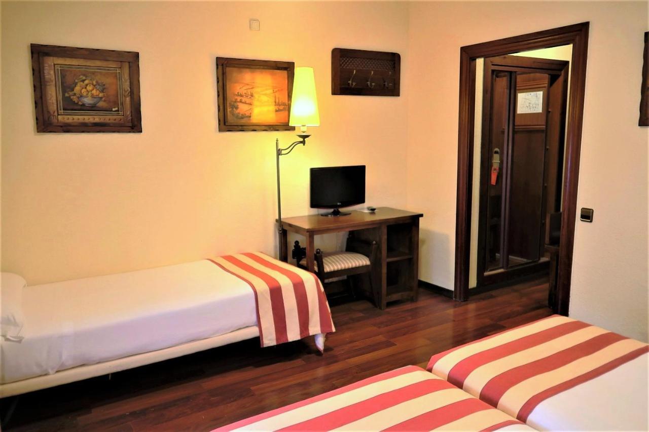 Hotel Urogallo В'єлья Екстер'єр фото