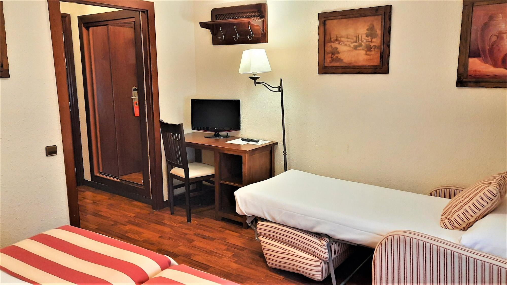 Hotel Urogallo В'єлья Екстер'єр фото