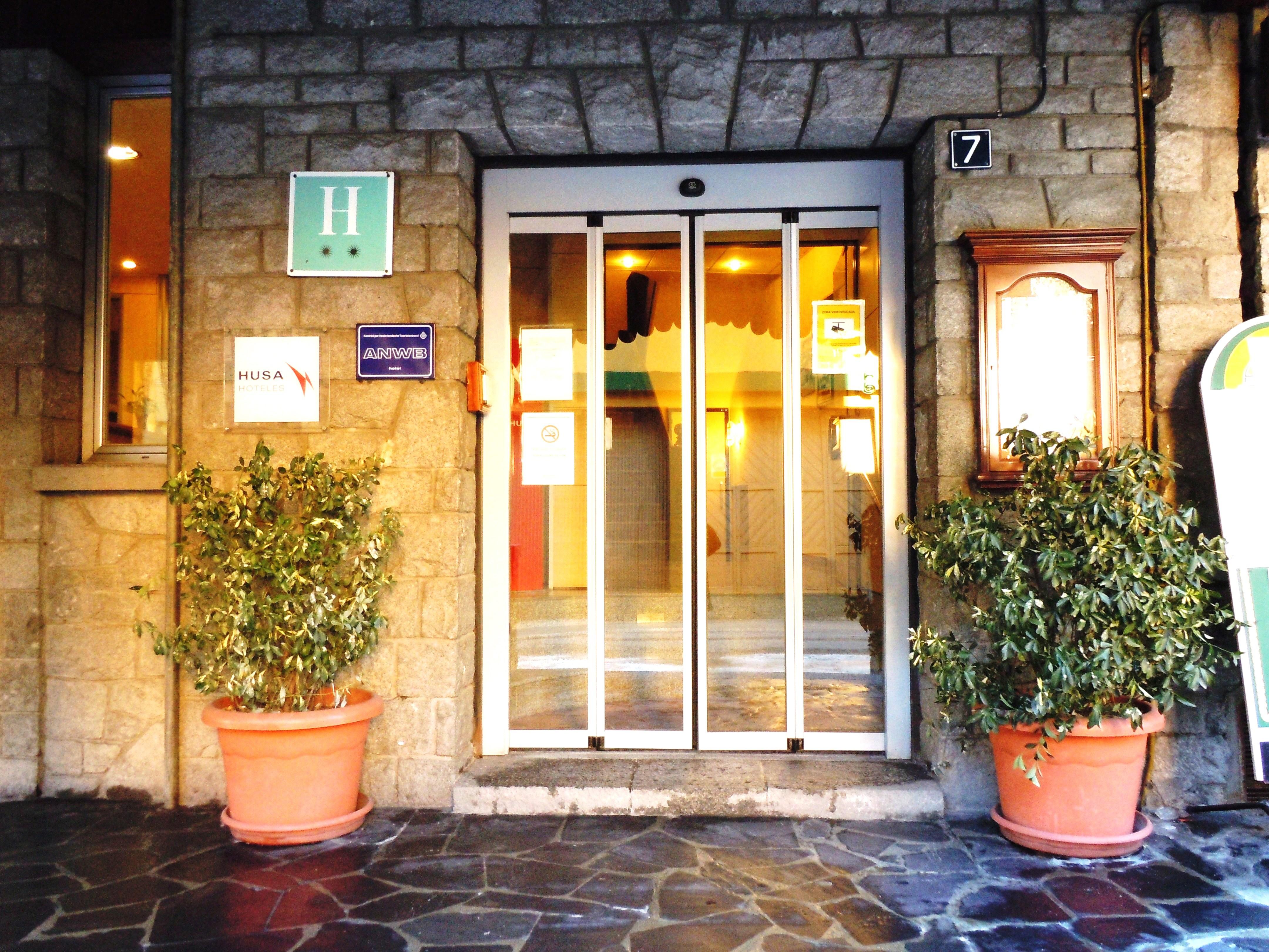Hotel Urogallo В'єлья Екстер'єр фото