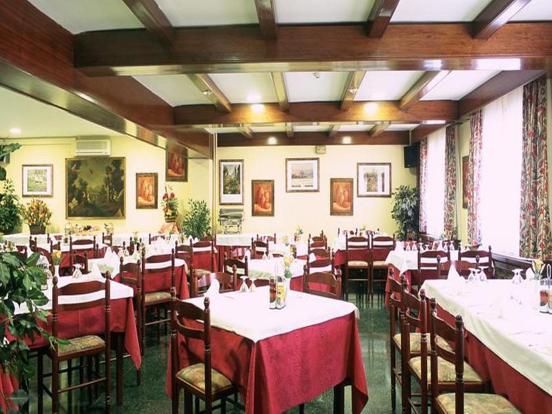 Hotel Urogallo В'єлья Екстер'єр фото